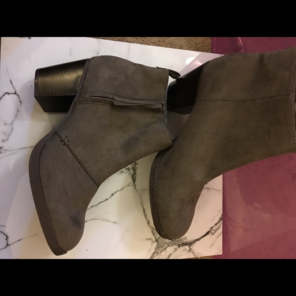 Old navy booties